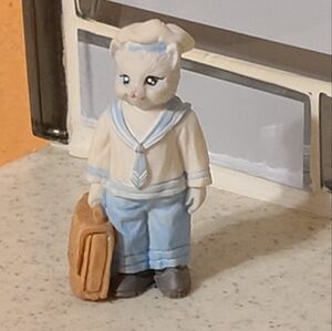 1991 JC Kitty Miniature  Resin Figurine for sale mix and match today bun…